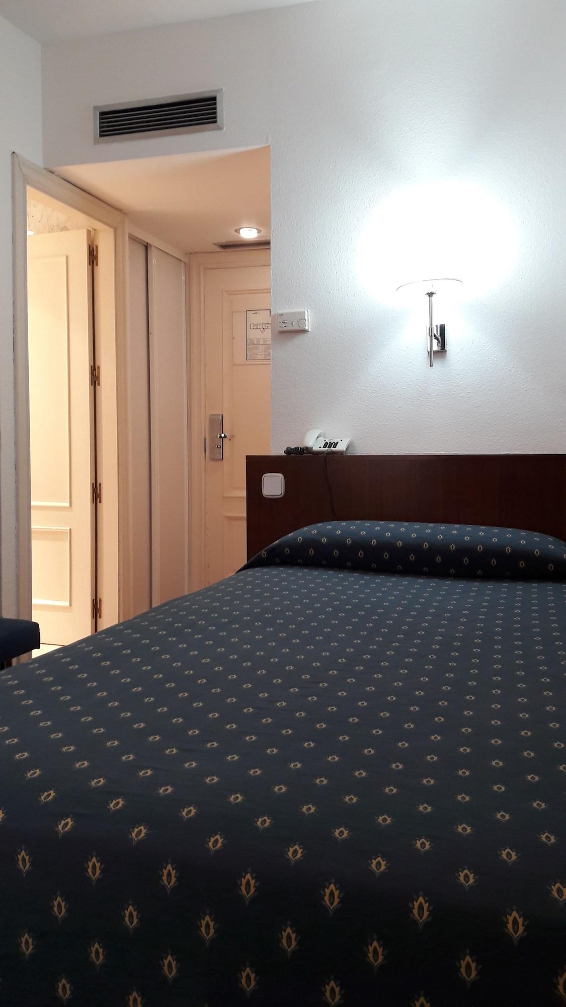 Hotel Vtz The Orus Factory - Parking Muy Economico Saragosse