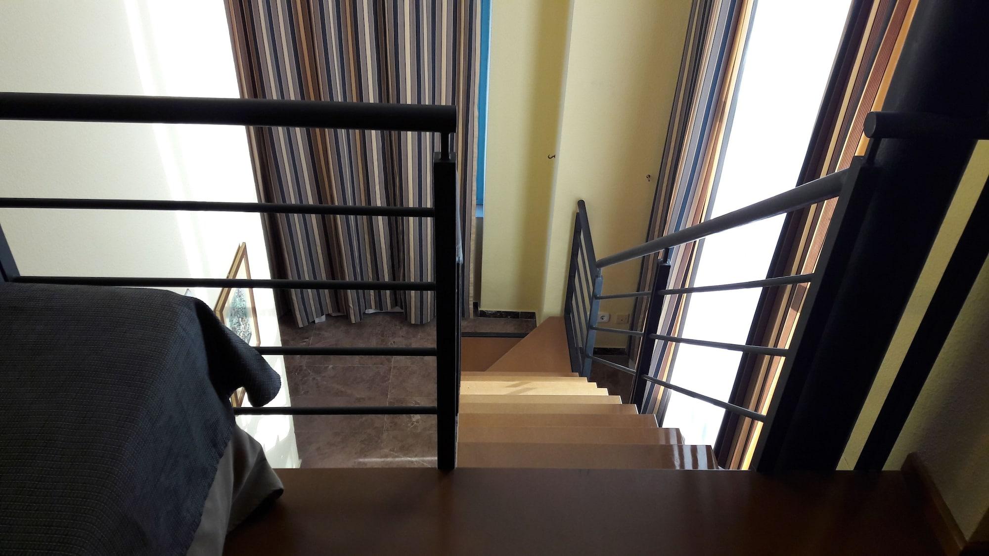 Hotel Vtz The Orus Factory - Parking Muy Economico Saragosse